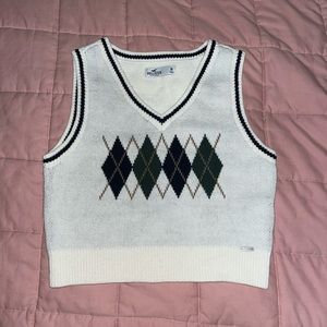 Hollister Crop Sweater Vest